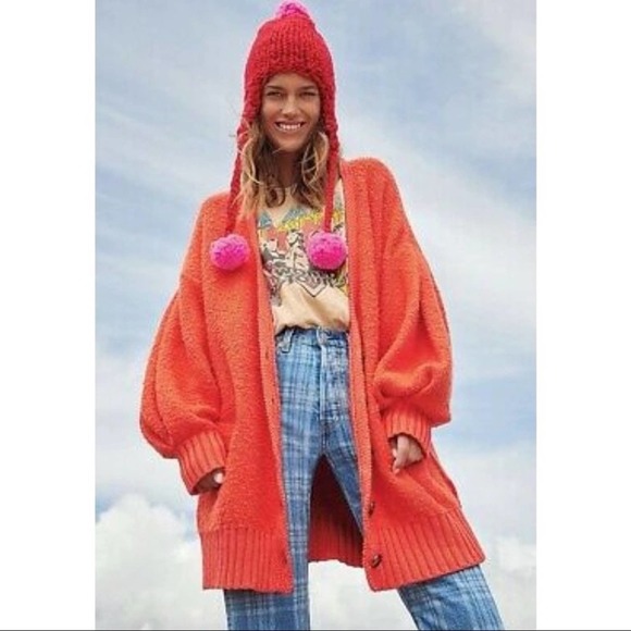Free People.   Oversized Cardigan Sweater Size Medium - Picture 2 of 8
